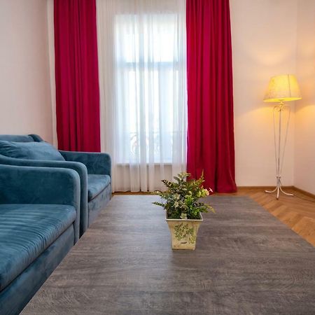 Gio'S Apartment Тбілісі Екстер'єр фото