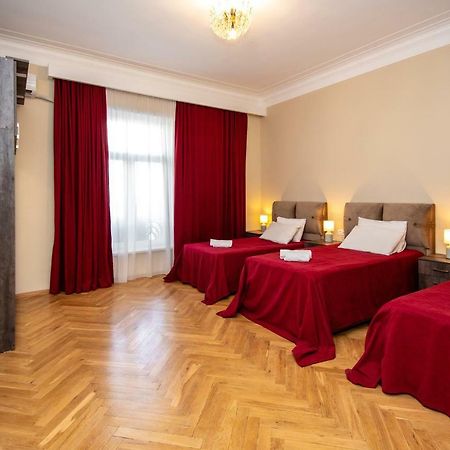 Gio'S Apartment Тбілісі Екстер'єр фото