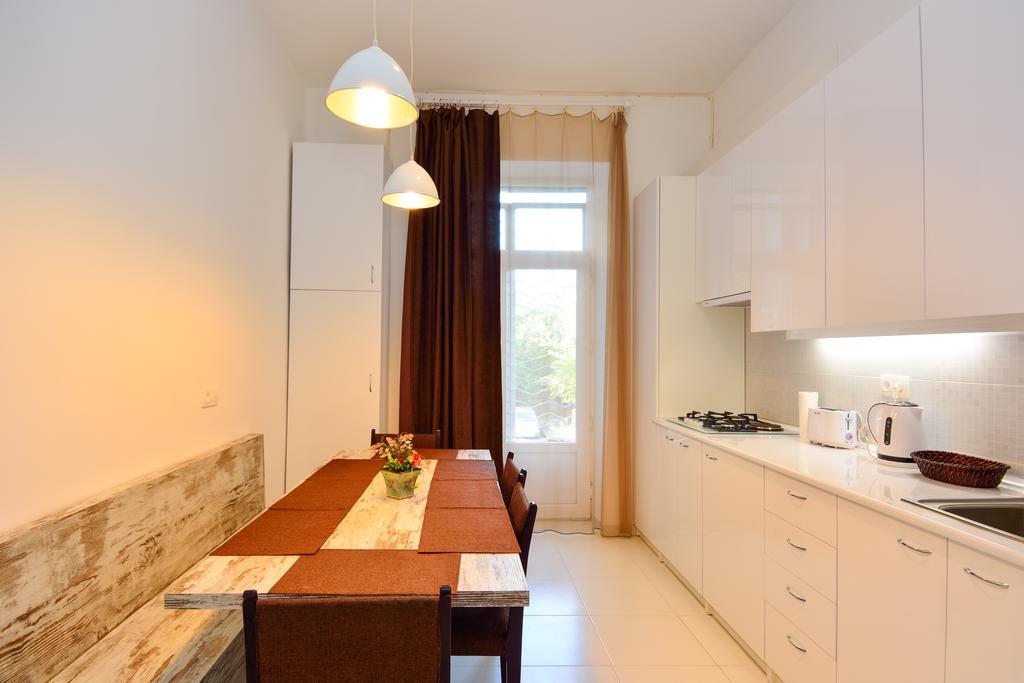Gio'S Apartment Тбілісі Екстер'єр фото