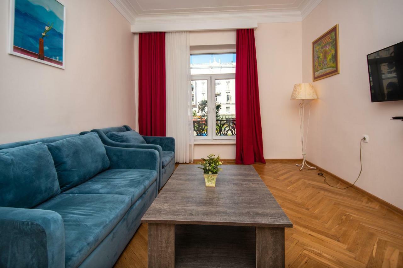 Gio'S Apartment Тбілісі Екстер'єр фото