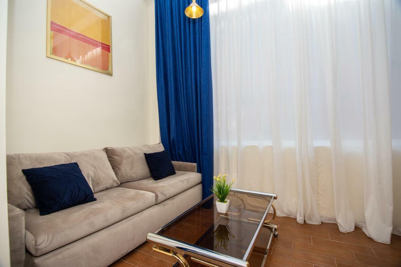 Gio'S Apartment Тбілісі Екстер'єр фото